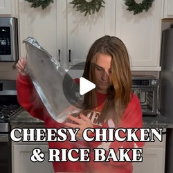 Cheesy Chicken &amp; Rice Bake