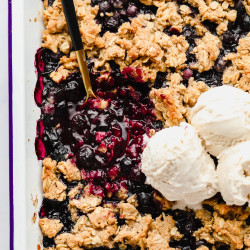 Easy Blueberry Crisp