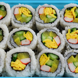 Inside Out Gimbap (nude Gimbap: 누드김밥)