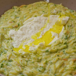 Pesto &amp; Burrata Orzo