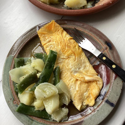 Potatoes, Green Beans And Onion