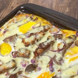 High Protein Sweet Potato Pizza Traybake