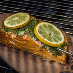 Zalmfilet op Cederhout