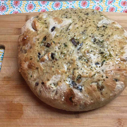 No-knead Skillet Olive Bread