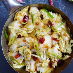 Stir-fried Napa Cabbage With Hot &amp; Sour Sauce (酸辣白菜)