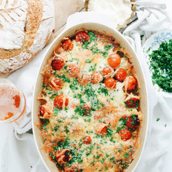 Cheesy Baked Chicken And Tomatoes
