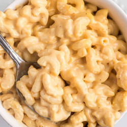 Creamy Crockpot Mac And Cheese