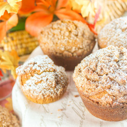 Copycat Panera Pumpkin Muffins