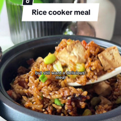 Rice Cooker Tofu &amp; Rice