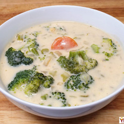Creamy Broccoli &amp; Carrot Soup