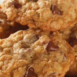 Choc-oat-chip Cookies