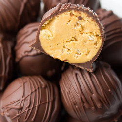Vegan Chocolate Peanut Butter Balls