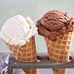 Keto Ice Cream (3 Ingredients)