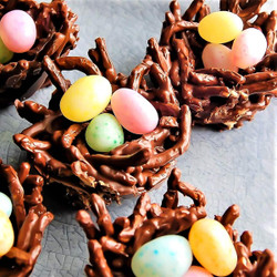 Vegan Bird Nest Cookies