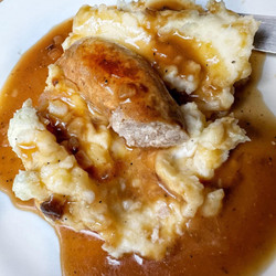 Sausages in Onion Gravy