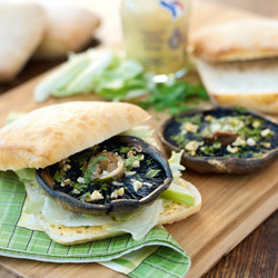 Mushroom "steak" Sandwich