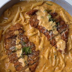 Crispy Chicken With Cream Sauce Pasta