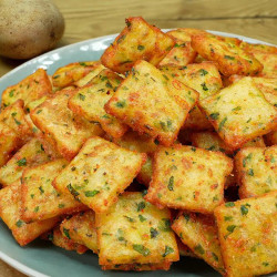 Batatas Douradas Em Quadradinhos Crocantes E Bem Temperados