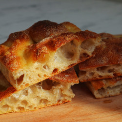 Pizza In Teglia Alla Romana: La Ricetta Completa
