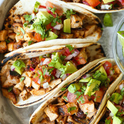 Easy Chicken Tacos | Damn Delcious