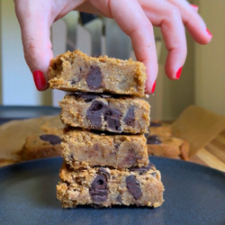 Viral Chickpea Blondies