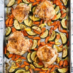 Chicken With Lemons, Zucchini And Carrots