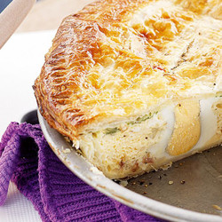 Old-fashioned Egg &amp; Bacon Pie