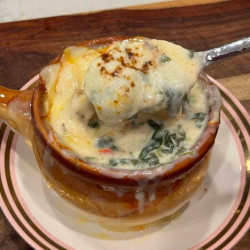 Instant Pot Spinach &amp; Artichoke Chowder