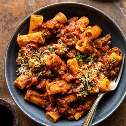 Slow Cooker Saucy Sunday Bolognese Pasta