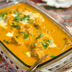 Hähnchen In Tomatensahnesoße (Butter Chicken)