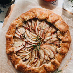 Honeycrisp Apple Galette