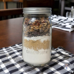 Chocolate Chip Toffee Blondie Mason Jar Mix