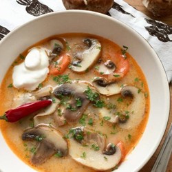 Hungarian Mushroom Sop (magyaros Gombaleves)