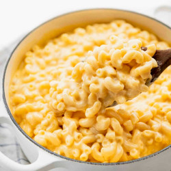 Dutch Oven Mac And Cheese