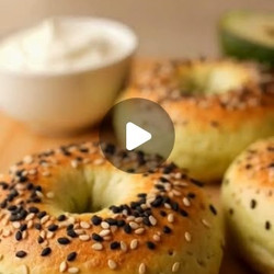 Avocado Bagels