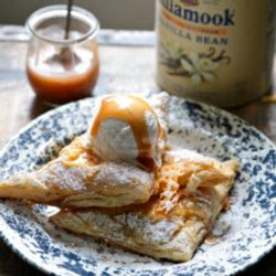 Salted Caramel Cheddar Apple Hand Pies