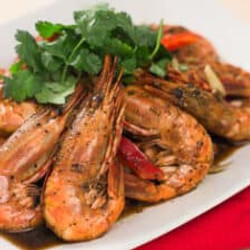 Black Pepper Prawns + Bonus Fishing Footage!