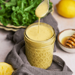 Honey Lemon Vinaigrette Salad Dressing