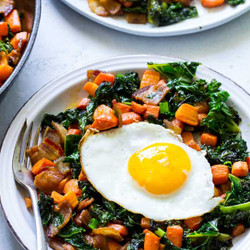 Roasted Carrot, Bacon &amp; Kale Hash {paleo &amp; Whole30}