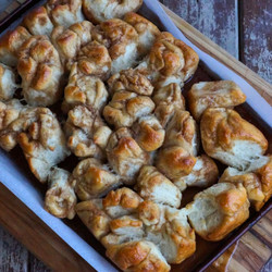 Sourdough Cinnamon Pull-apart Bread