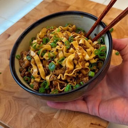 Crispy Pork Chilli Garlic Noodles
