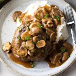 Chopped Steak With Mushroom Gravy Recipe