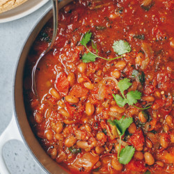 Spicy Vegetarian Pinto Bean Chili