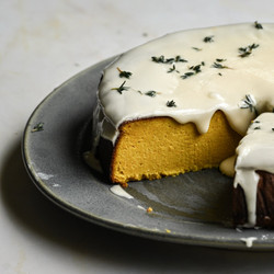 Tangerine Thyme And Almond Cake With Citrus Glaze