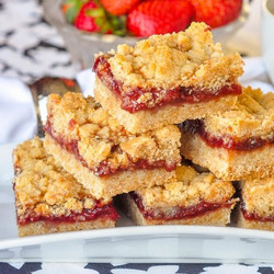 Strawberry Crumble (or Crumble Bars)