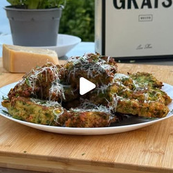 Frittelle Di Zucchine (zucchini Fritters)