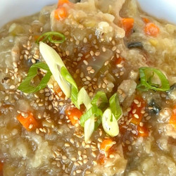 Chicken &amp; Veggie Porridge (닭야채죽)