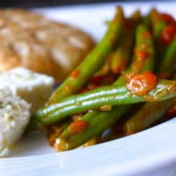 Traditional Greek Green Beans Recipe (fasolakia Giaxni)