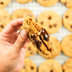 Dulce De Leche Chocolate Chip Cookies