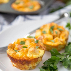 Seasoned Egg &amp; Sausage Breakfast Cups